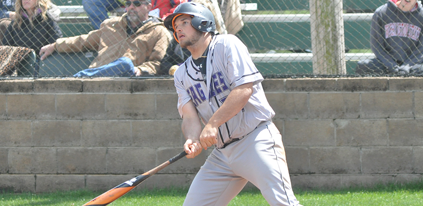 Eagles Split Twinbill With Hardin-Simmons