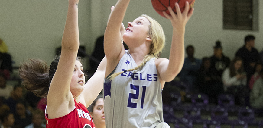 Hannah Weatherford and the Eagles took a loss against LeTourneau.