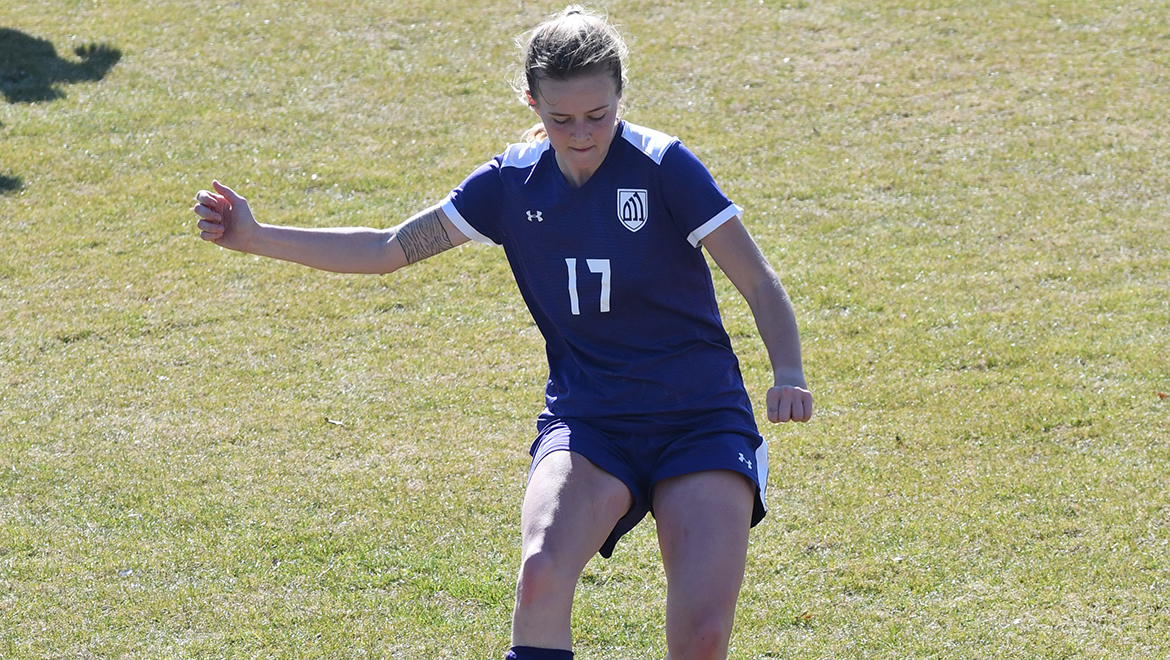 Christina Waddle and the Eagles dropped a 3-0 playoff game against Hardin-Simmons.