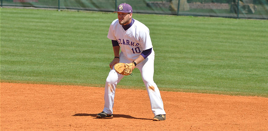 Extra Base Hit In The Ninth Lifts Hendrix College Past Ozarks