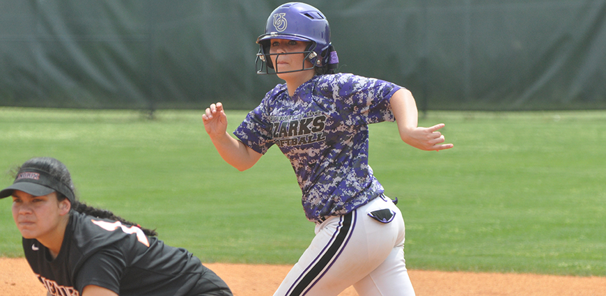 Softball Team Suffers Double-Header Loss Against Rhodes College