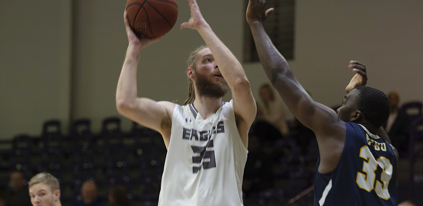 Corey Willhelm scored 13 points and grabbed 13 rebounds against ETBU.