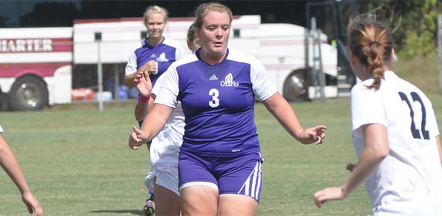Louisiana College Uses First Half Lead To Upend Lady Eagles