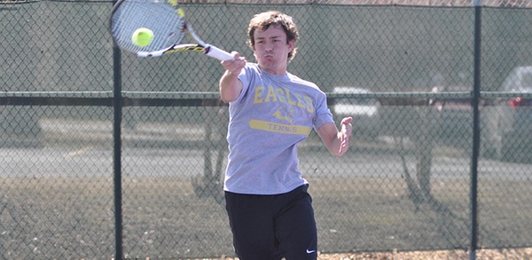 Men’s Tennis Team Finishes 1-1 In ASC Action Friday