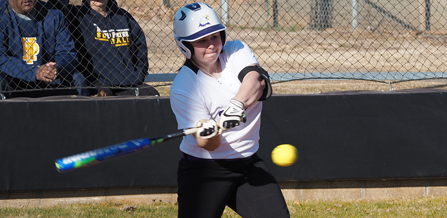 Softball Team Opens Season With Conference Sweep