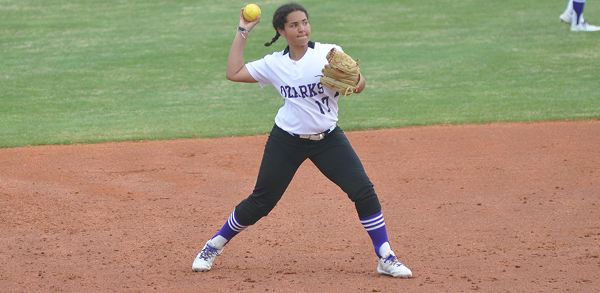 Softball Team Wins Game One Against Sul Ross State