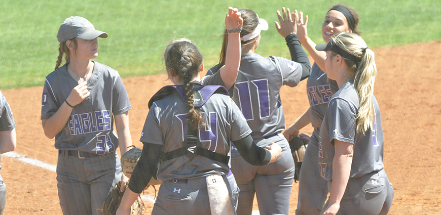 The Eagles scored nine runs in the sixth inning to pull off a 9-7 come-from-behind win.