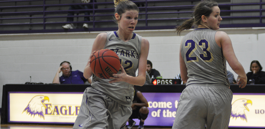 Hardin-Simmons Women’s Basketball Team Storms Back From Halftime Deficit