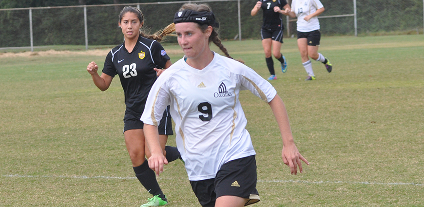 Women’s Soccer Team Finishes With 0-0 Tie Against Westminster