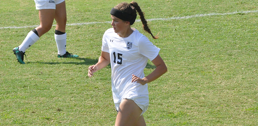 CJ Burns played in a hard-fought 3-0 loss against Mary Hardin-Baylor Saturday.