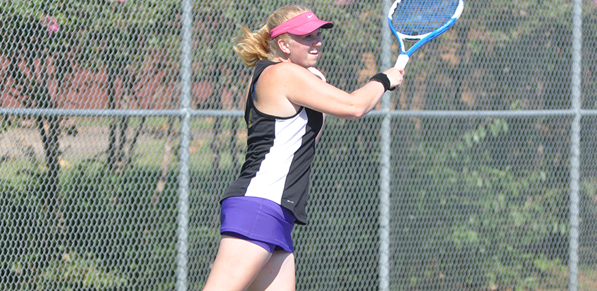 Women’s Tennis Team Opens Spring Season With 5-4 Win To Give Dees First Collegiate Win