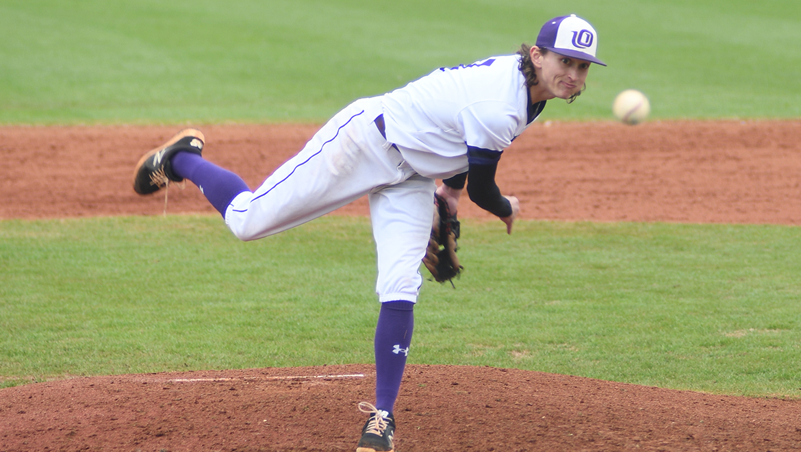 Josh Ropple threw a complete game to earn the win against Hardin-Simmons on Sunday.