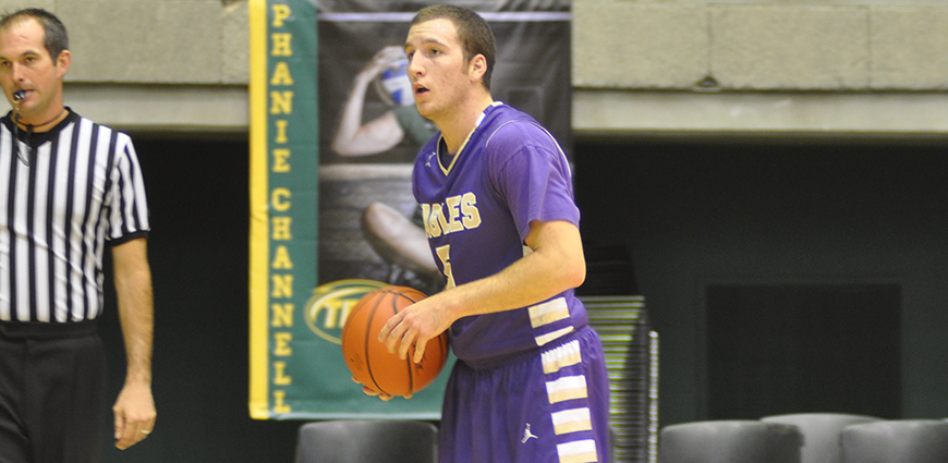 U of O Men’s Basketball Team Opens ASC Play With Win