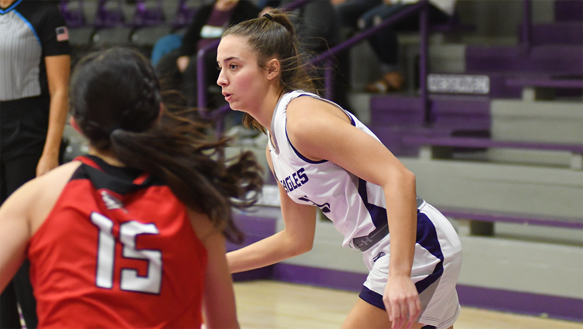 McKenzie Greeson scored 19 points against Sul Ross State.