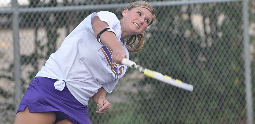 Women’s Tennis Team Opens ASC Play With Dominating Win